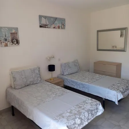 Jupiter Apartment *